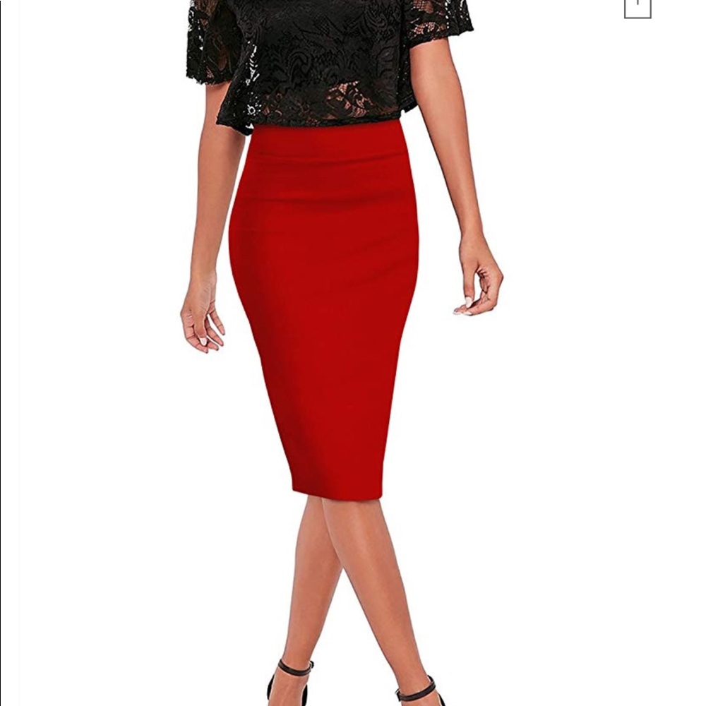 🆕Pencil skirt size M/L stretchy